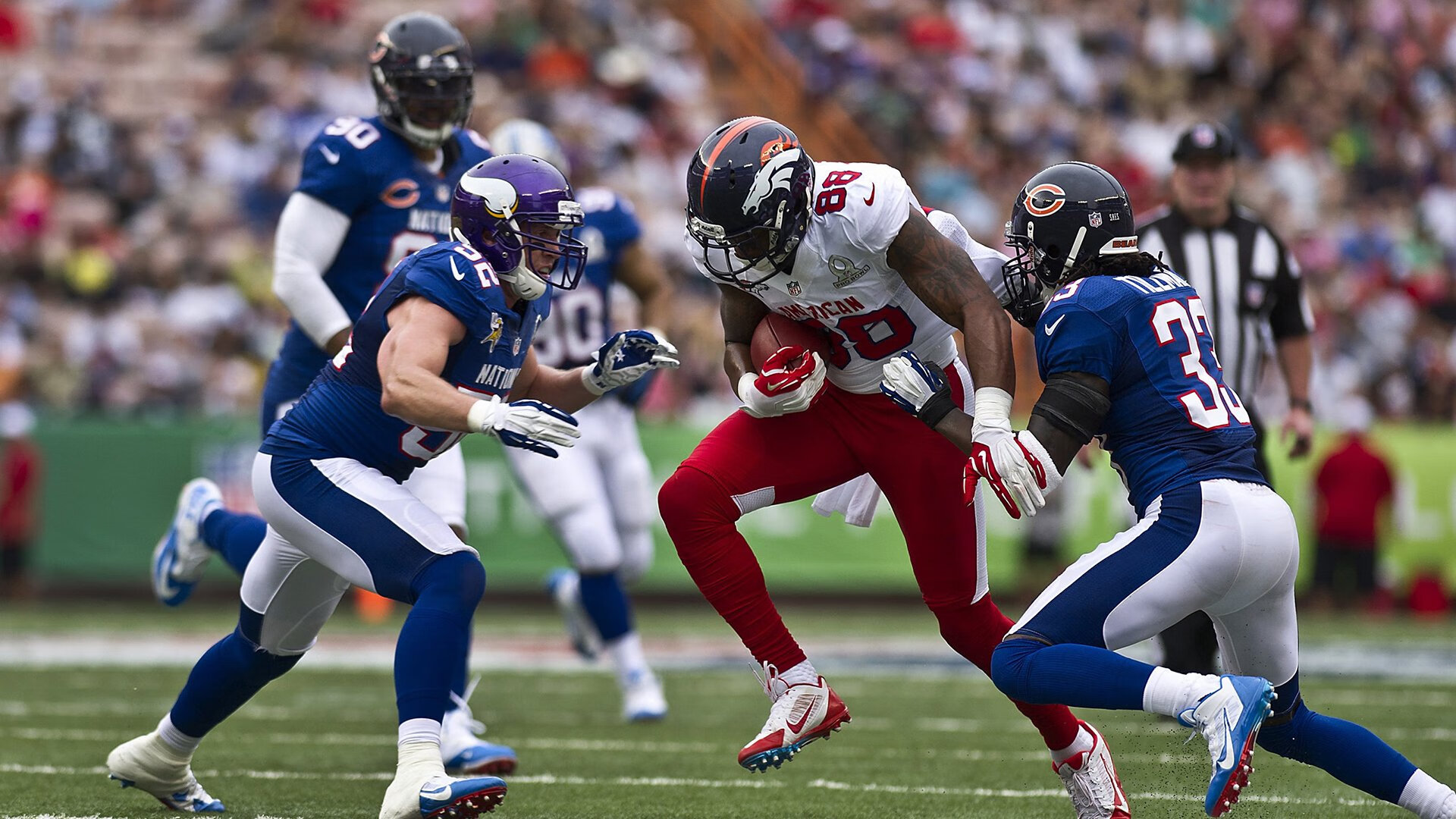 中国·贵州山地自行车公开赛 黄果树瀑布赛段吸引无数摄影师